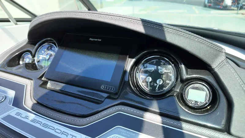 Slide: The Image of Monterey 258SS Super Sport 2021 - 40