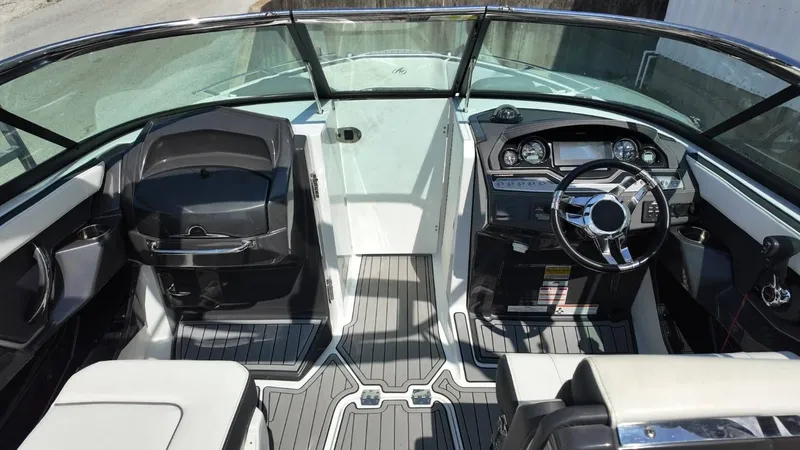 Slide: The Image of Monterey 258SS Super Sport 2021 - 44