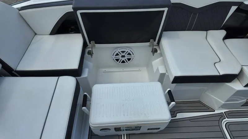 Slide: The Image of Monterey 258SS Super Sport 2021 - 56