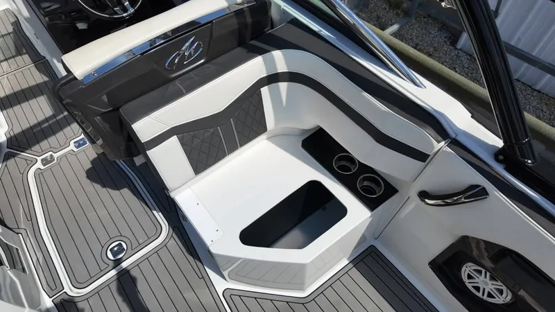 Slide: The Image of Monterey 258SS Super Sport 2021 - 61