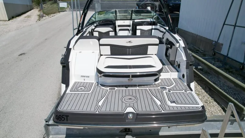 Slide: The Image of Monterey 258SS Super Sport 2021 - 8