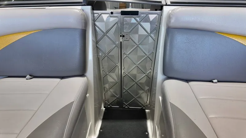 Slide: The Image of MasterCraft X2 2007 - 27