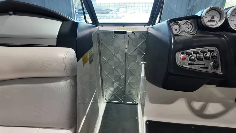 Slide: The Image of MasterCraft X2 2007 - 29