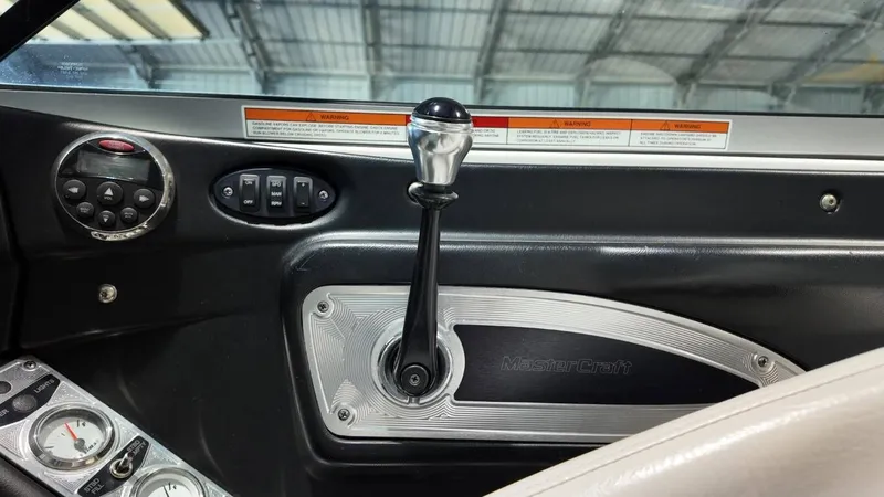 Slide: The Image of MasterCraft X2 2007 - 42