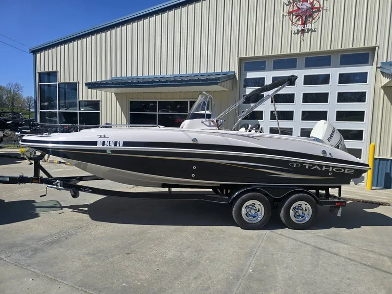 The Image of Tahoe 215CC 2010 - 1