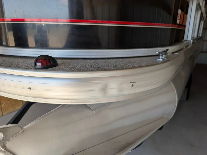 Slide: The Image of Sun Tracker Bass Buggy 2019 - 16