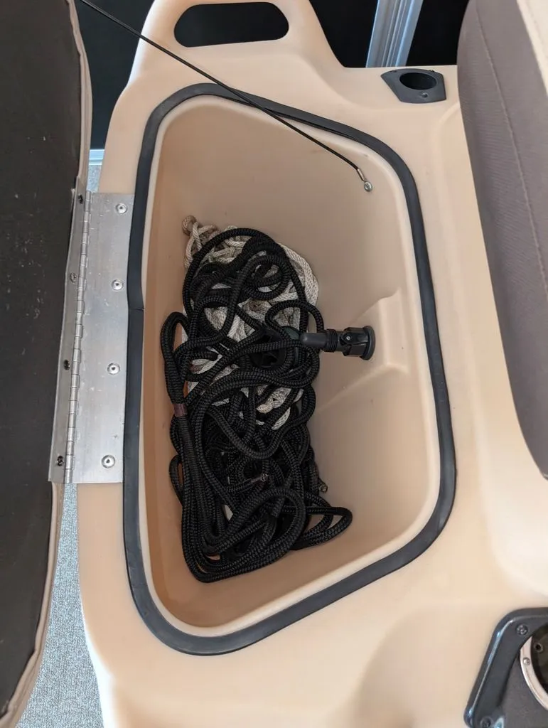 Slide: The Image of Sun Tracker Bass Buggy 2019 - 31