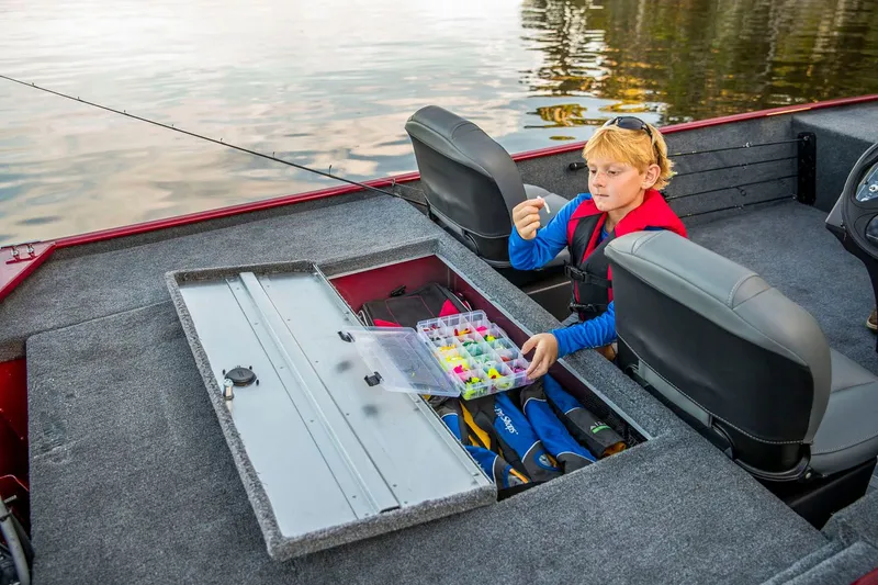 Slide: The Image of Tracker Bass Tracker Classic XL 2024 - 21