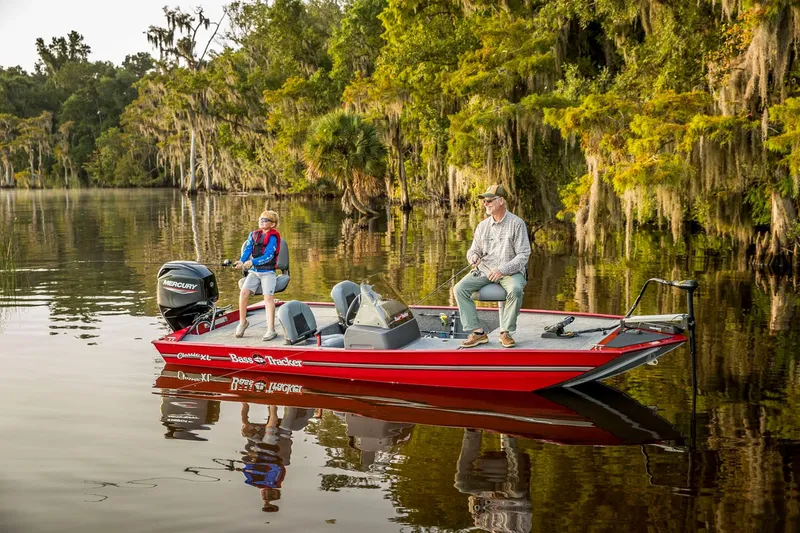 Slide: The Image of Tracker Bass Tracker Classic XL 2024 - 29