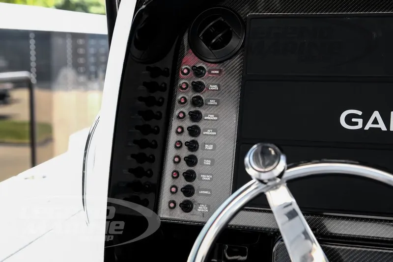 Slide: The Image of Nor-Tech 392 Super Fish 2024 - 14