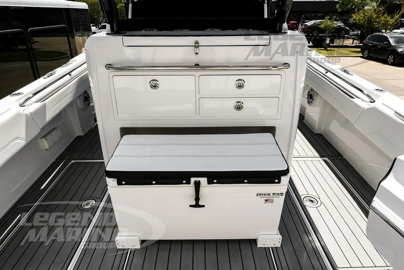 Slide: The Image of Nor-Tech 392 Super Fish 2024 - 33