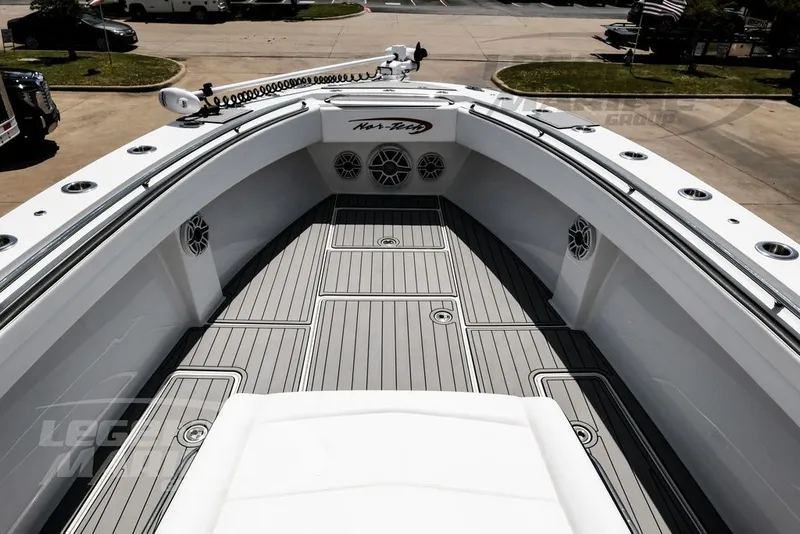 Slide: The Image of Nor-Tech 392 Super Fish 2024 - 39