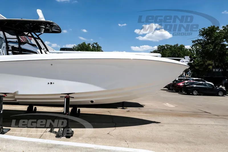 Slide: The Image of Nor-Tech 392 Super Fish 2024 - 4