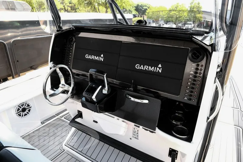 Slide: The Image of Nor-Tech 392 Super Fish 2024 - 7