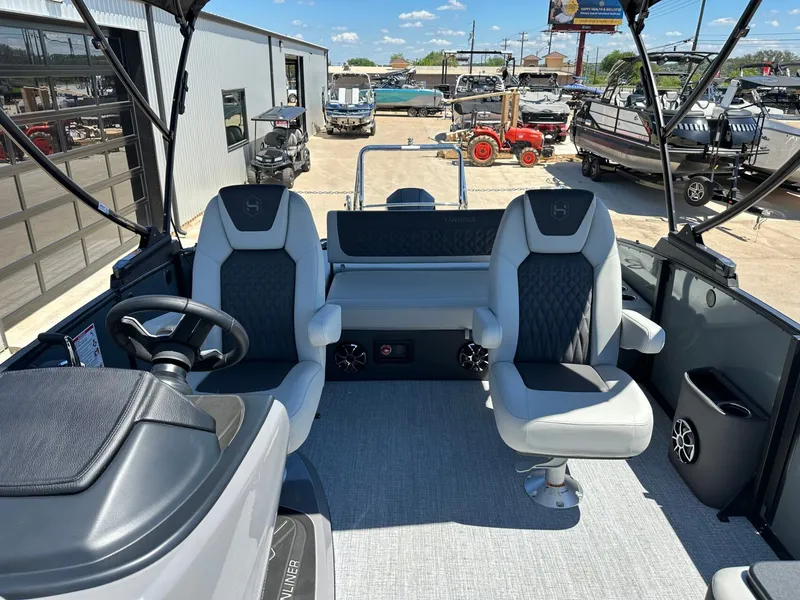 Slide: The Image of Harris Sunliner 230 2026 - 18