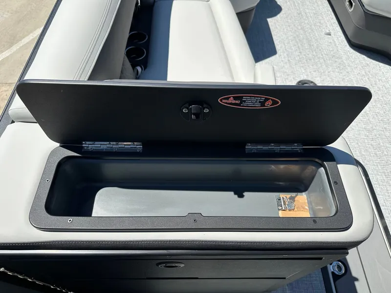 Slide: The Image of Harris Sunliner 230 2026 - 21