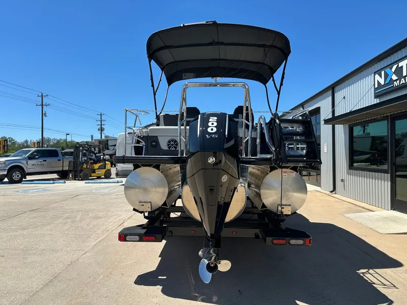 Slide: The Image of Harris Sunliner 230 2026 - 5