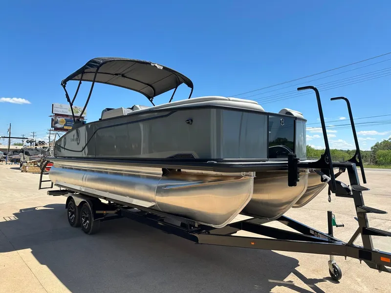 Slide: The Image of Harris Sunliner 230 2026 - 9