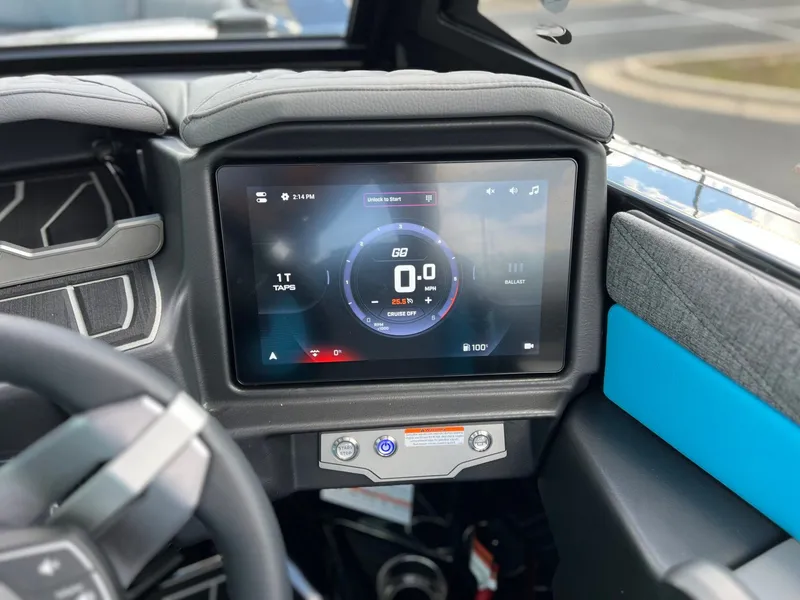 Slide: The Image of Tigé 22RZX 2026 - 22