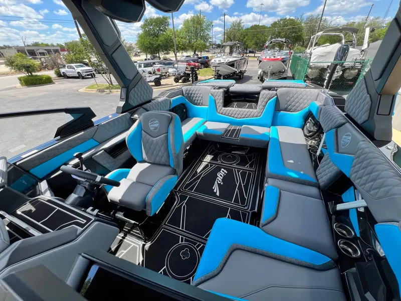 Slide: The Image of Tigé 22RZX 2026 - 29