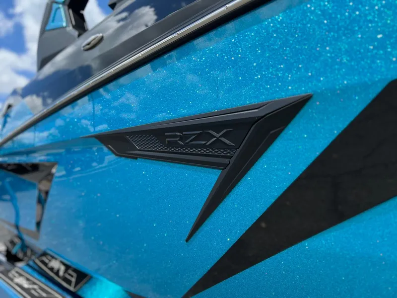 Slide: The Image of Tigé 22RZX 2026 - 9