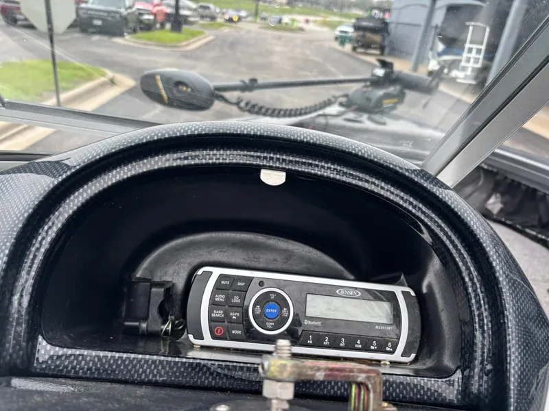 Slide: The Image of Tracker Targa V-18 2014 - 21