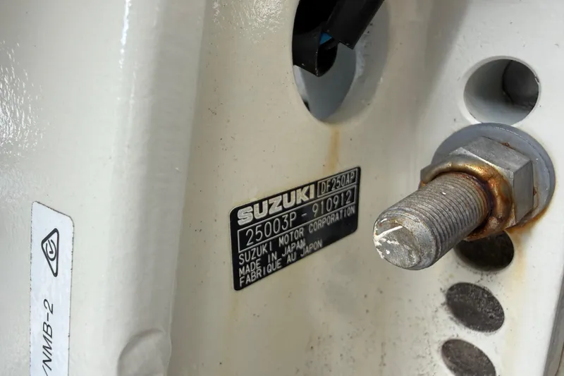 Slide: The Image of Close-up of Suzuki motor label on 2020 Sea Chaser 27 HFC CC boat. - 48