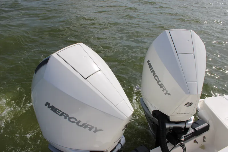 Slide: The Image of Boston Whaler 280 Dauntless 2027 - 38
