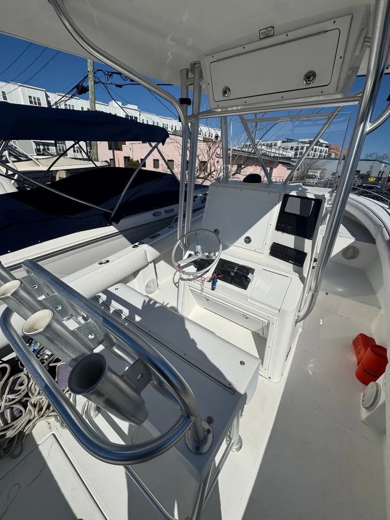 Slide: The Image of Regulator Marine 24 SF 2005 - 14