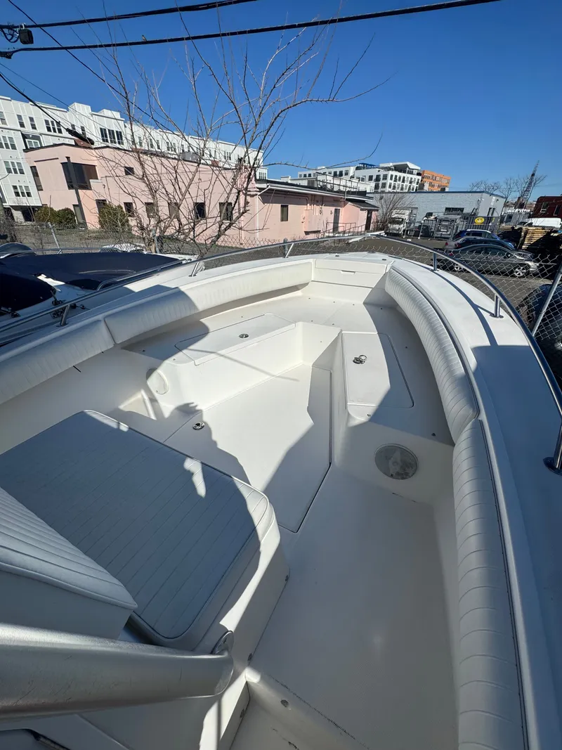 Slide: The Image of Regulator Marine 24 SF 2005 - 25