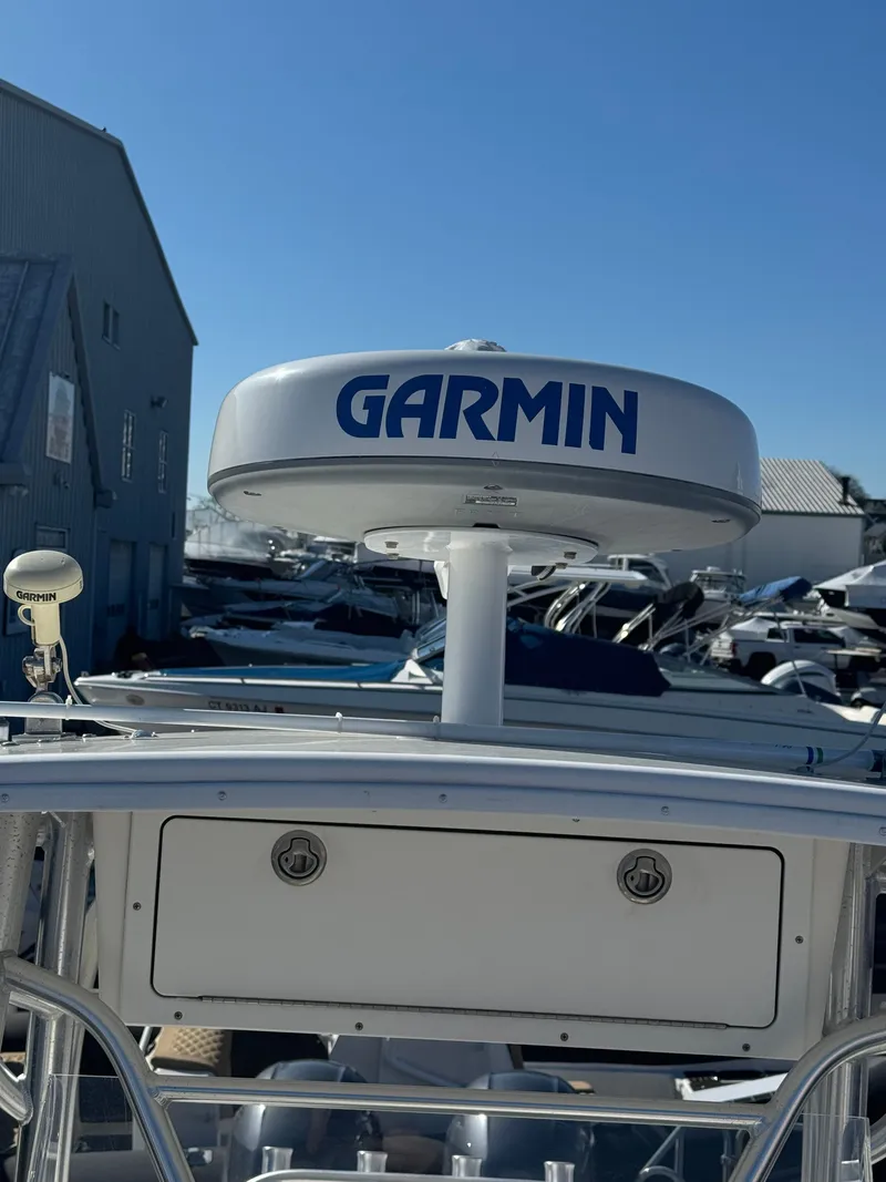 Slide: The Image of Regulator Marine 24 SF 2005 - 27