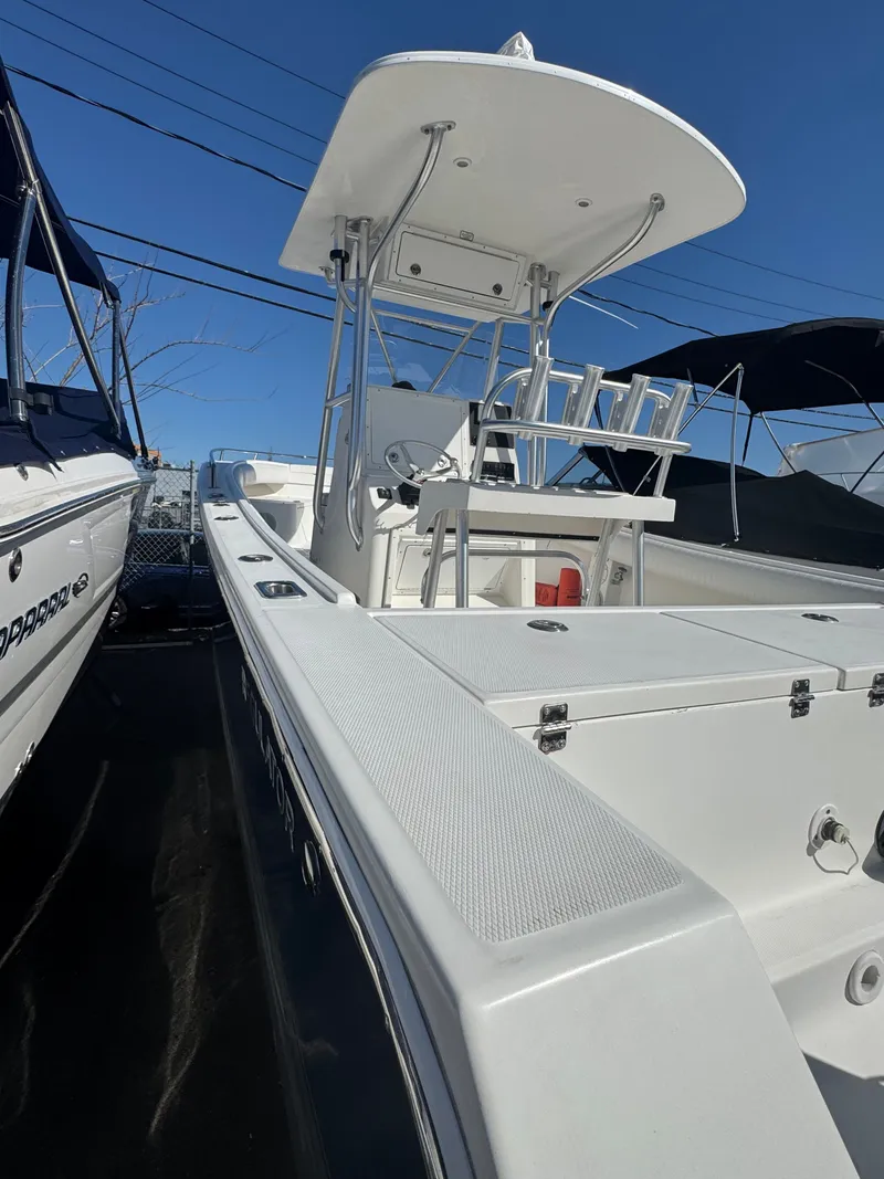 Slide: The Image of Regulator Marine 24 SF 2005 - 4