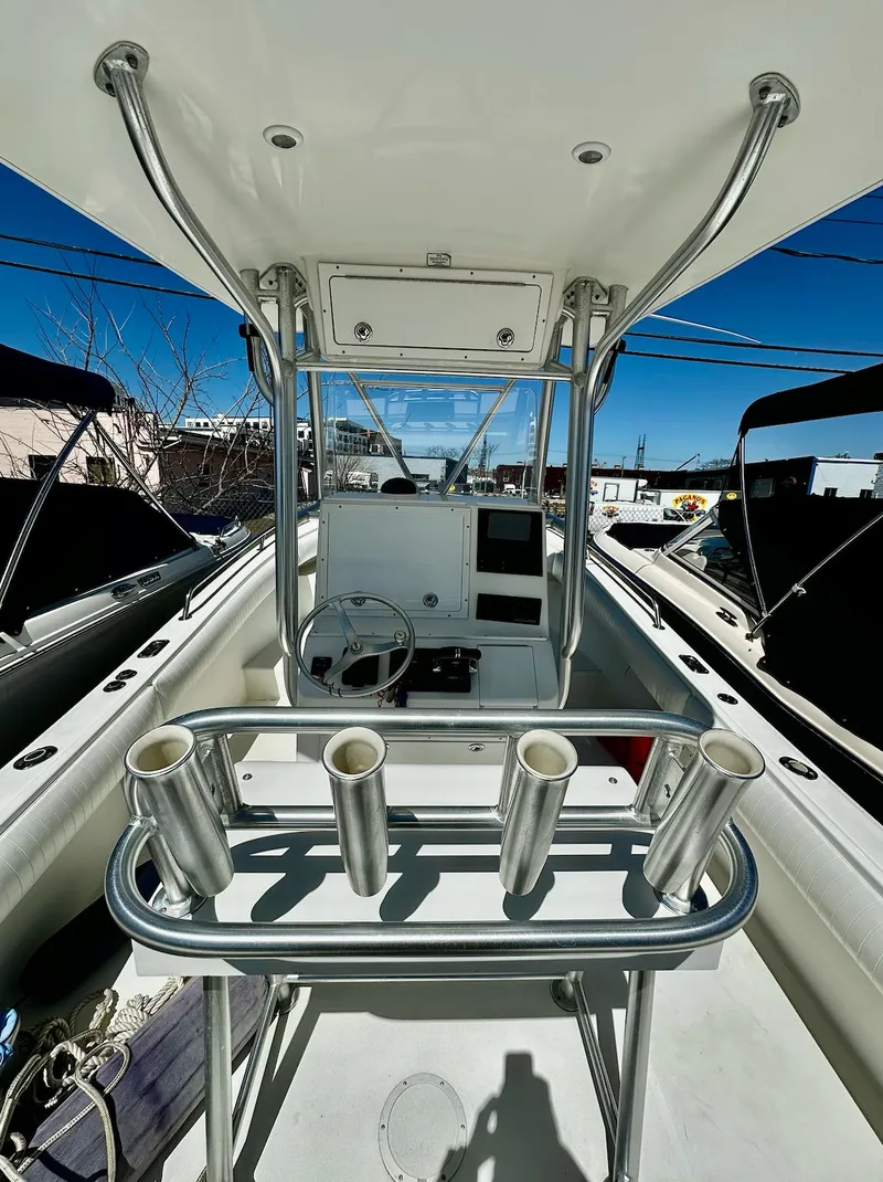 Slide: The Image of Regulator Marine 24 SF 2005 - 45