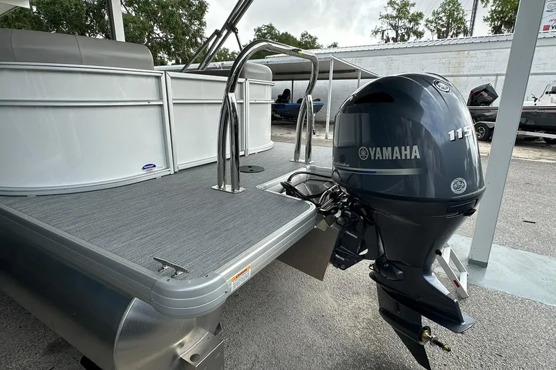Slide: The Image of 2026 Sweetwater EX2086S pontoon boat with Yamaha 115 outboard motor. - 29