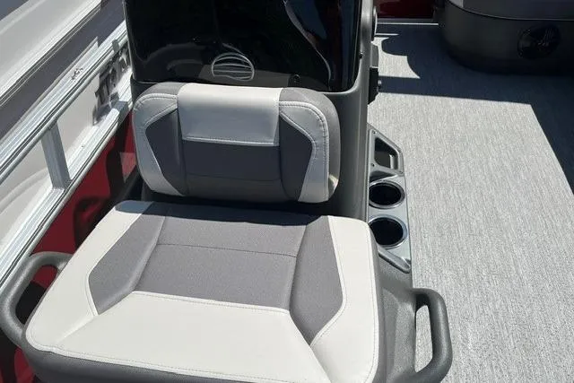 Slide: The Image of 2026 Sun Tracker Bass Buggy 16 XL Select boat seat with cup holders. - 4