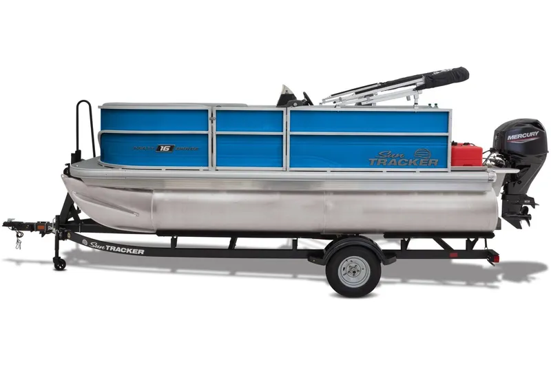 Slide: The Image of Sun Tracker Party Barge 16 DLX 2026 - 21