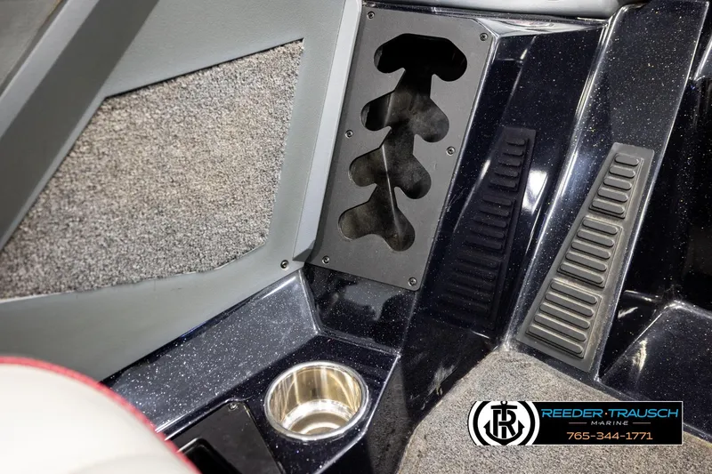 Slide: The Image of Interior of 2023 Ranger Z519 boat featuring cup holder and textured flooring. - 40