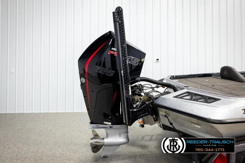 Slide: The Image of 2023 Ranger Z519 boat with powerful outboard motor in showroom. - 48