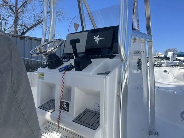 Slide: The Image of Sea Hunt Ultra 234 2021 - 7