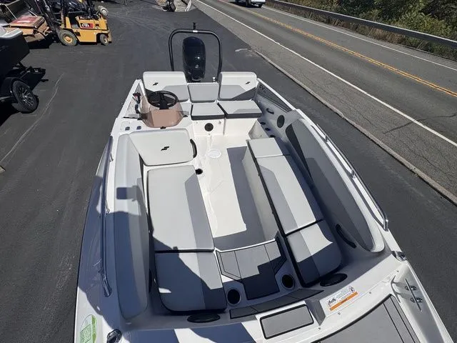 Slide: The Image of Starcraft SV OB 16 OB w/90hp and Trailer 2026 - 5