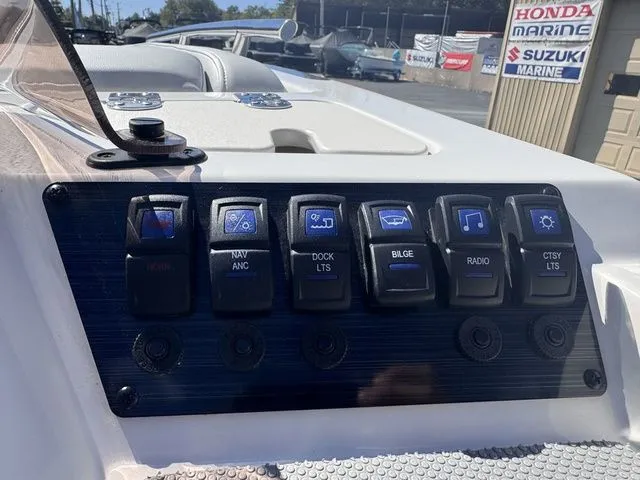 Slide: The Image of Starcraft SV OB SV 16 OB Includes 90hp and Trailer 2026 - 25