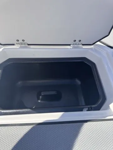 Slide: The Image of Starcraft SV OB SV 16 OB Includes 90hp and Trailer 2026 - 33