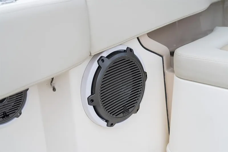 Slide: The Image of 2023-Boston-Whaler-240-Vantage-MarineMax - 75