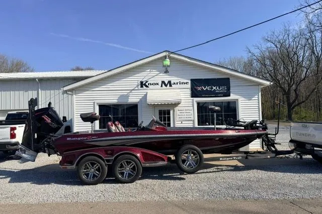Slide: The Image of 2021 Ranger Z520L Cup-Equipped boat parked outside Knox Marine dealership. - 21