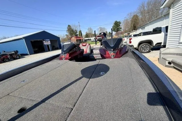 Slide: The Image of 2021 Ranger Z520L Cup-Equipped boat with dual seats, parked outdoors. - 30