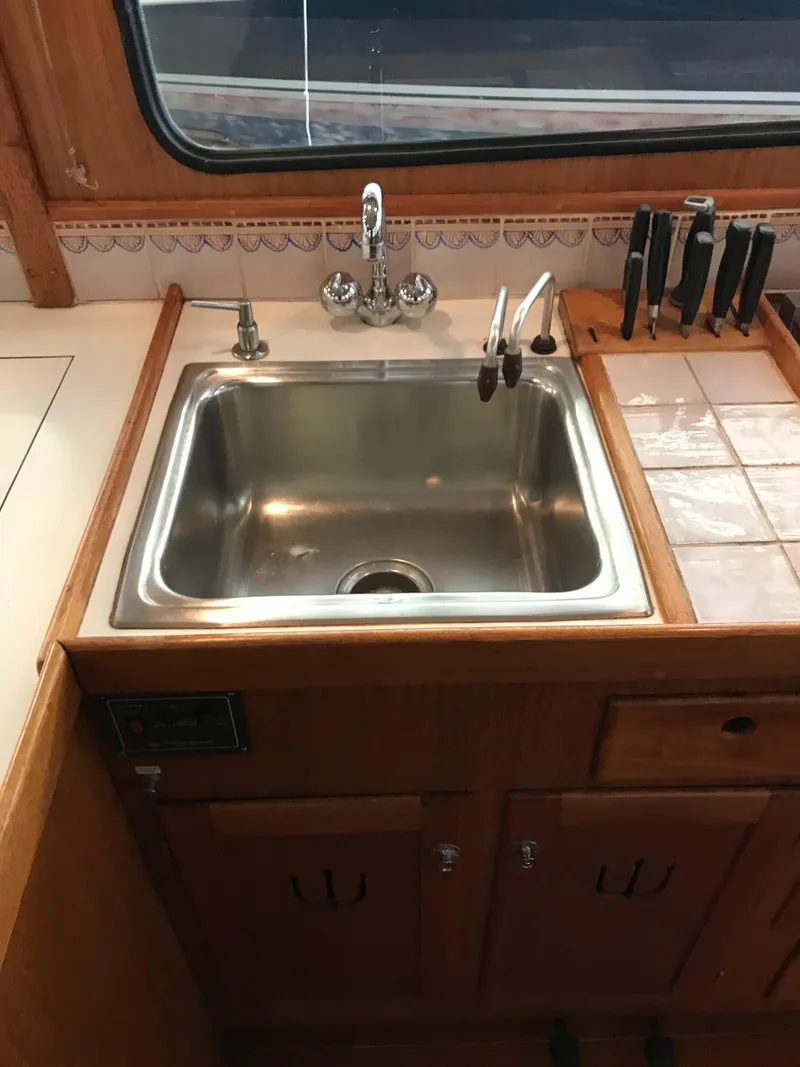 Slide: The Image of Galley area on Lyman-Morse Hunt 42 yacht, year 1987. - 11