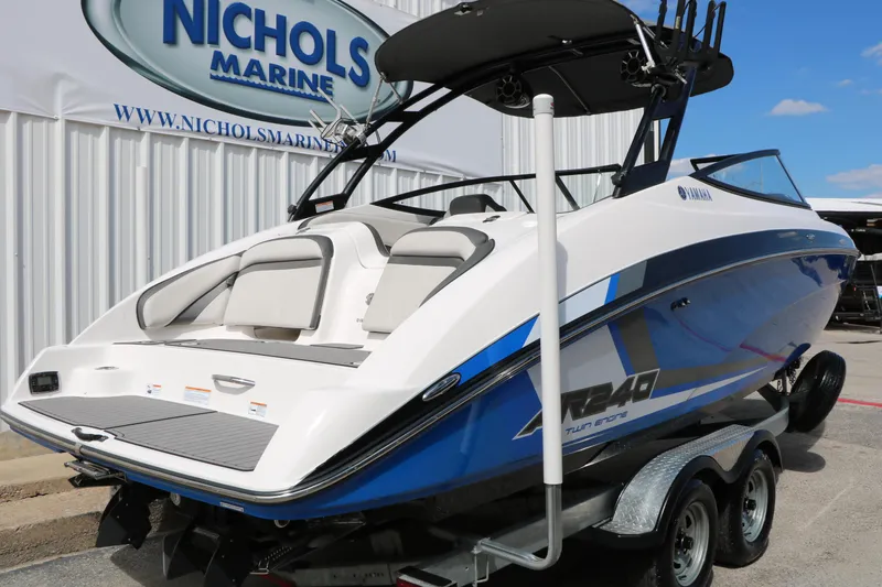Slide: The Image of 2017 Yamaha Boats AR240 HO on trailer at Nichols Marine dealership. - 4