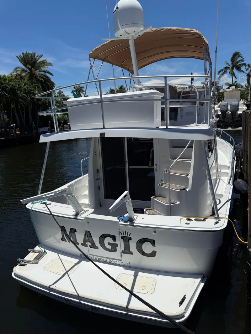 Slide: The Image of Mainship 390 Trawler 2001 - 114