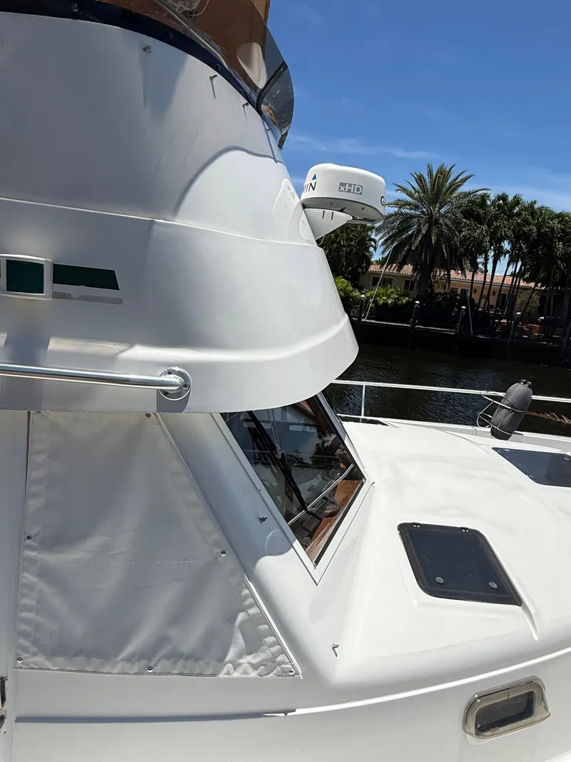 Slide: The Image of Mainship 390 Trawler 2001 - 12