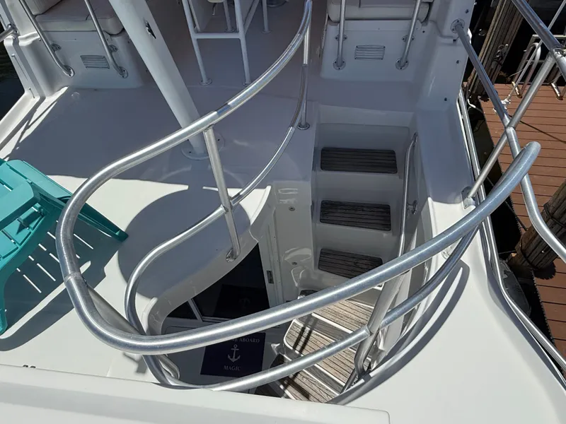 Slide: The Image of Mainship 390 Trawler 2001 - 26